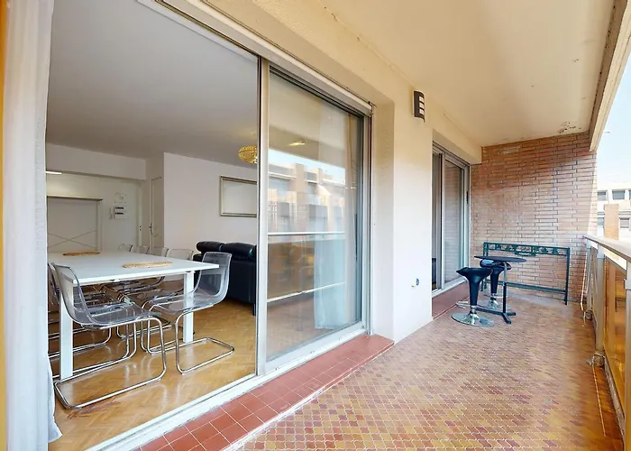 Les Terrasses De Saint Georges 100m Clim Parking アパート *